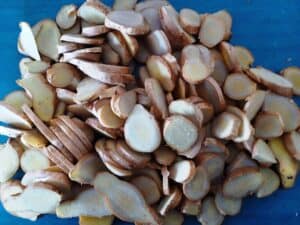 Sliced ginger root